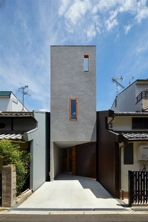 梯形房子|狭小梯形住宅 / FujiwaraMuro Architects